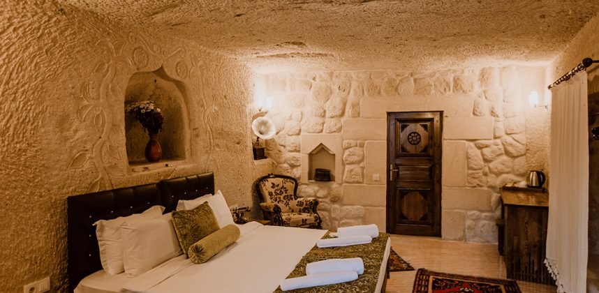 Kayadan Oyma Suite