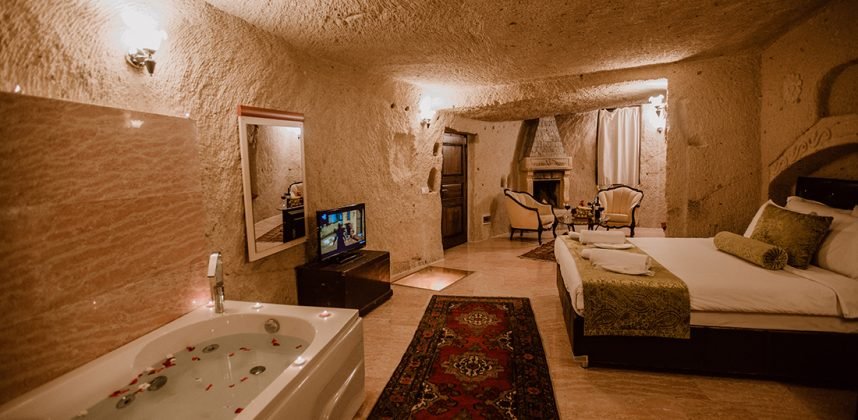 Deluxe Kayadan Oyma Odalar